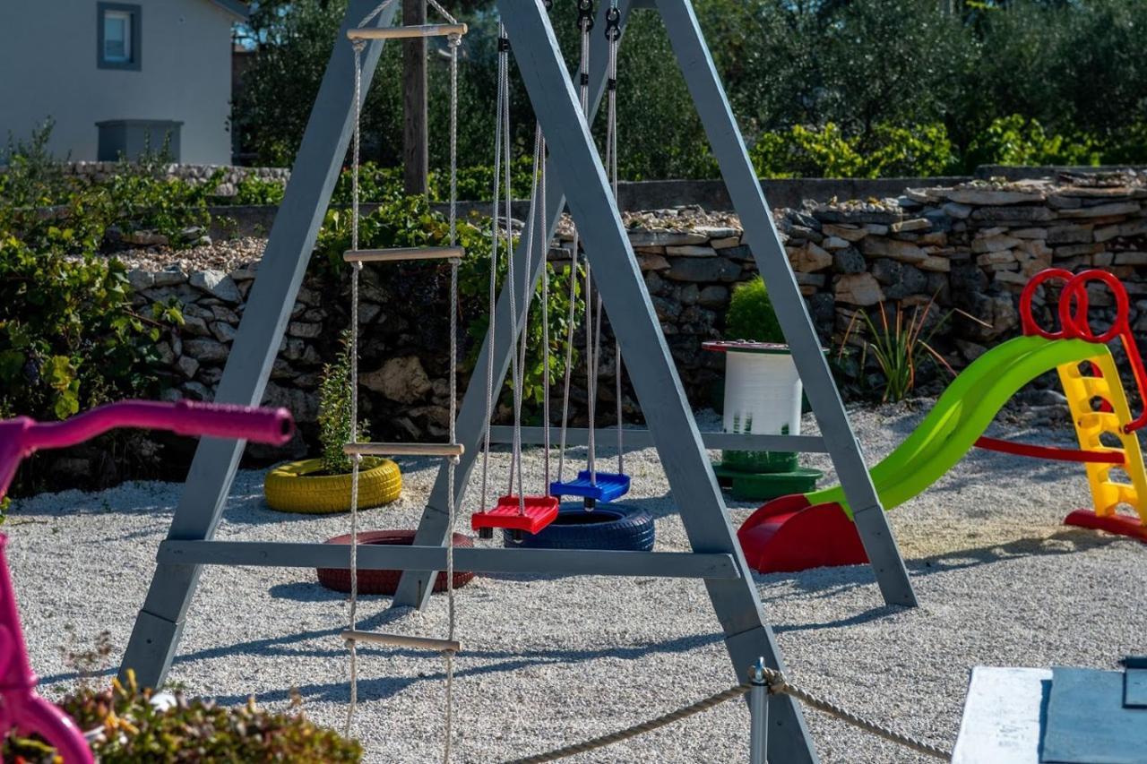 Blizna Donja House Camellia With Fenced Pool And Playgroundヴィラ エクステリア 写真