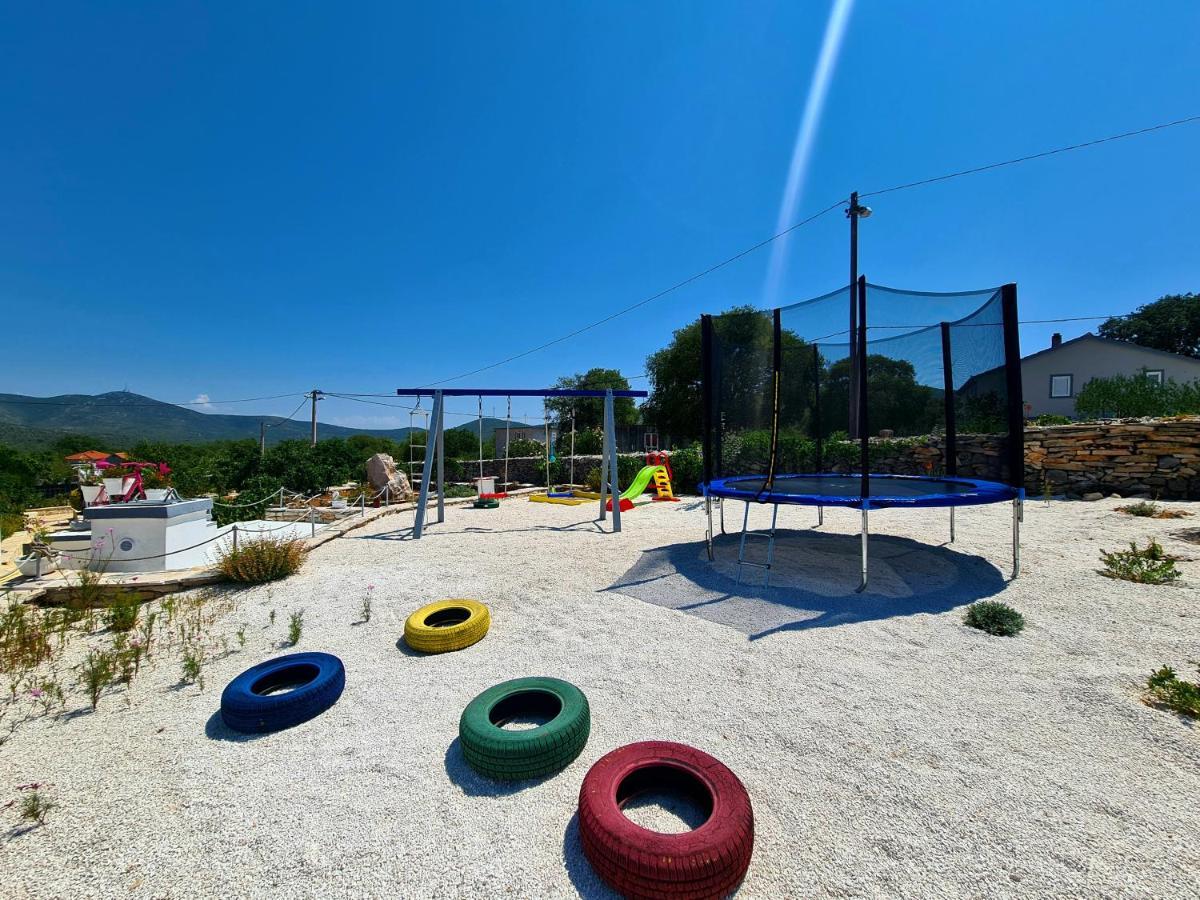 Blizna Donja House Camellia With Fenced Pool And Playgroundヴィラ エクステリア 写真